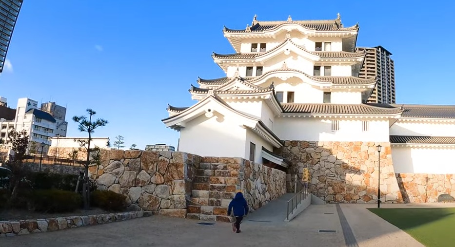 Amagasaki Castle